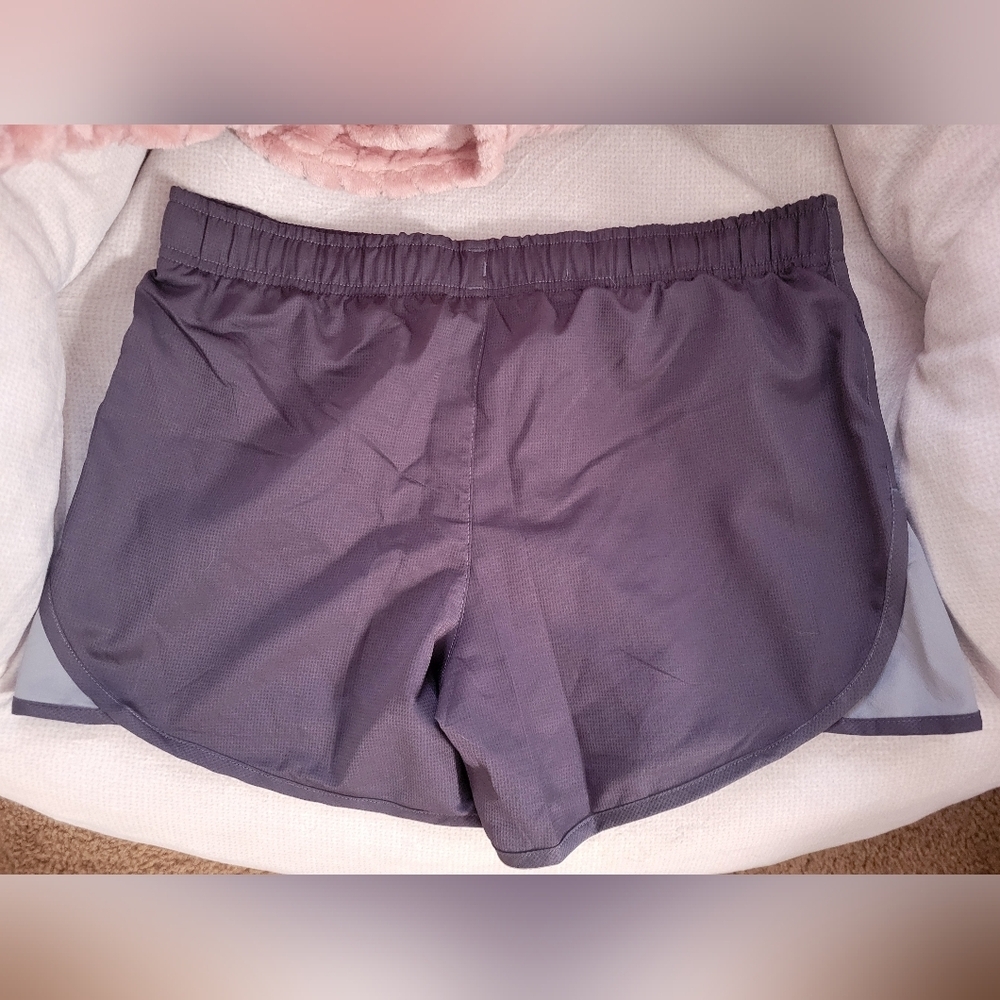 Under Armour Women's Dark Gray Athletic Shorts - Picture 2 of 3
